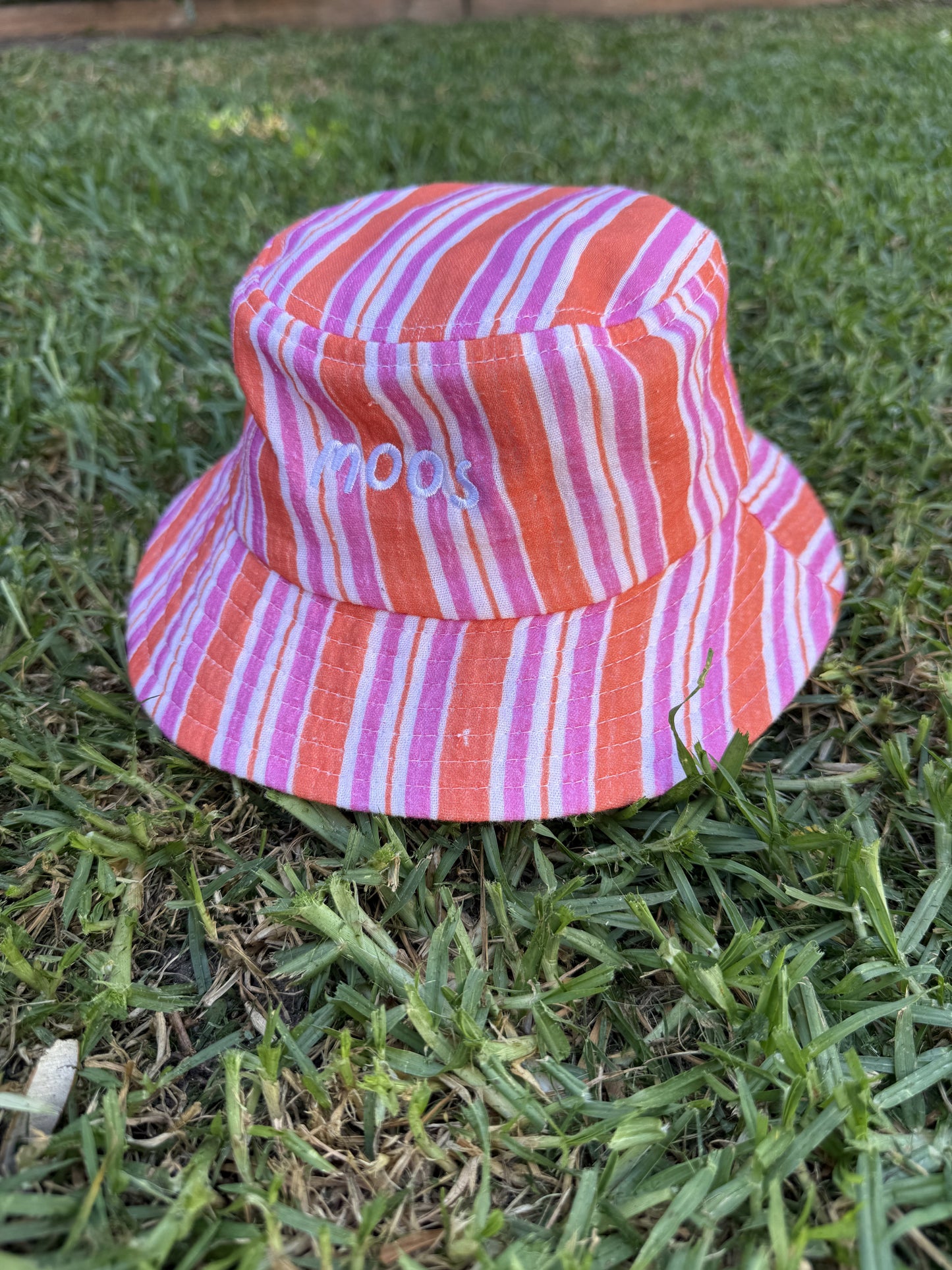 MOOS BUCKET - PINK STRIPE