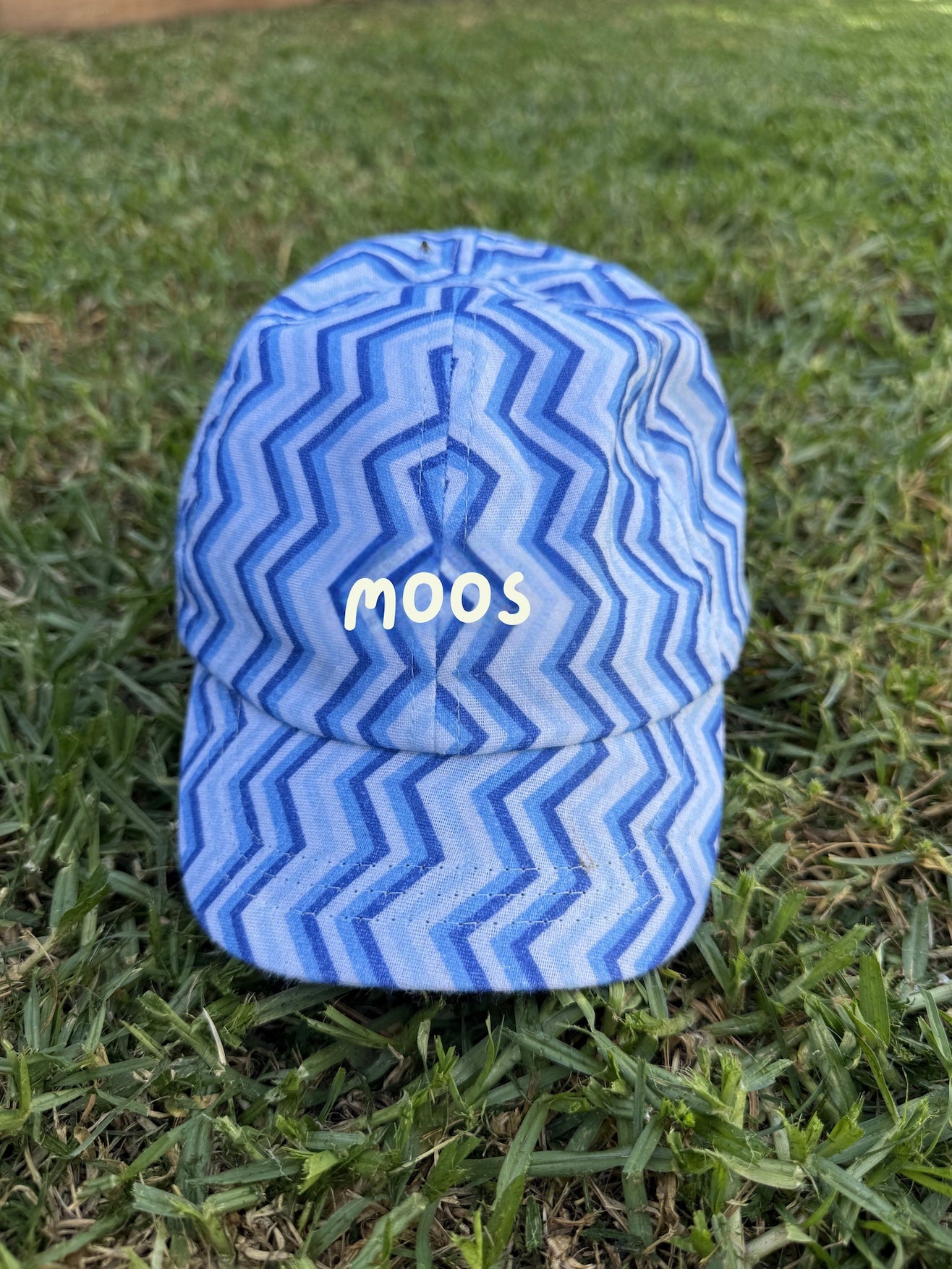 MOOS CAP - BLUE ZIG ZAG