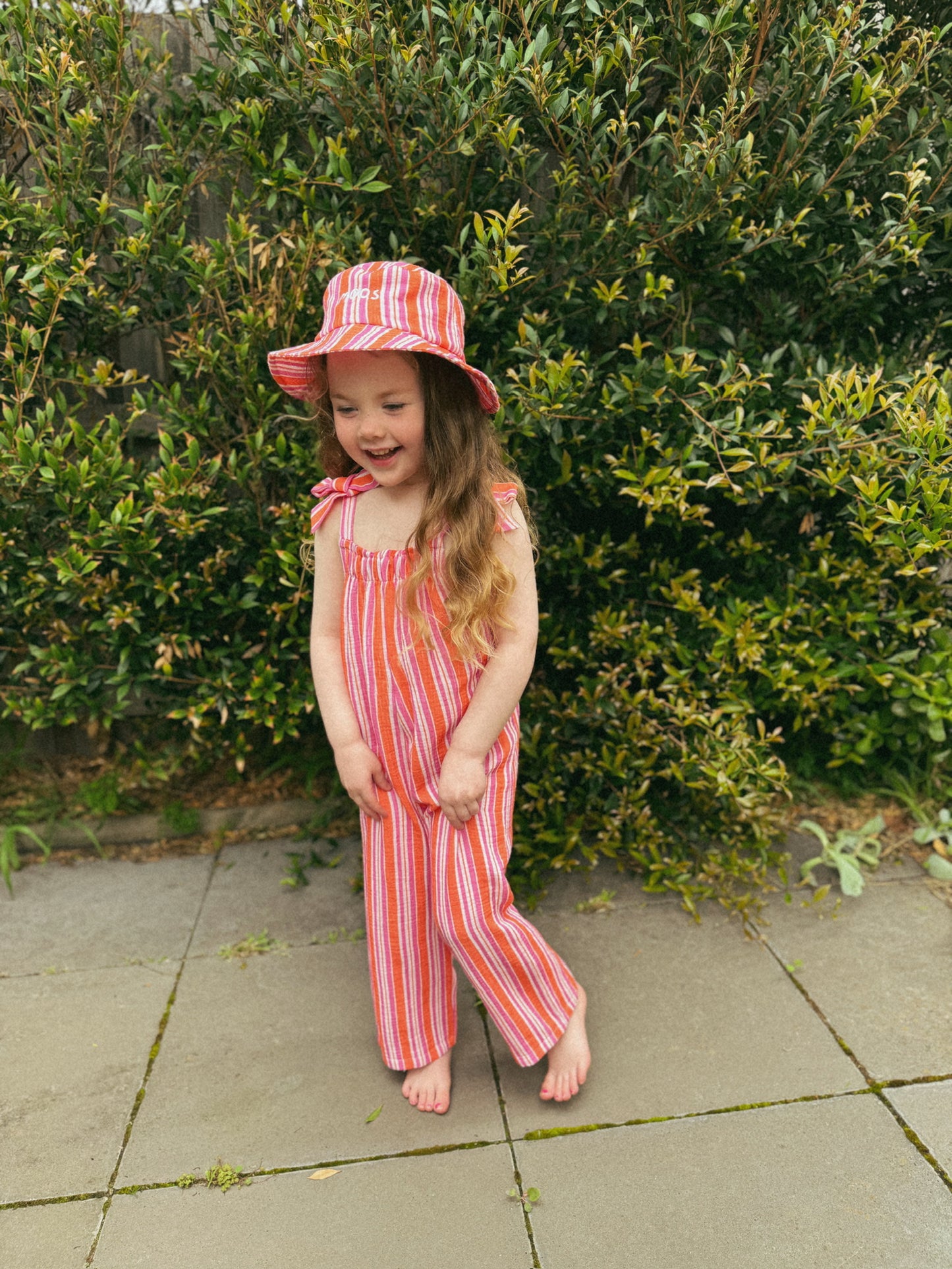 MOOS BUCKET - PINK STRIPE