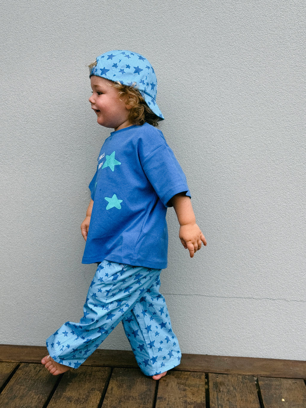 MOOS CAP - BLUE STARS