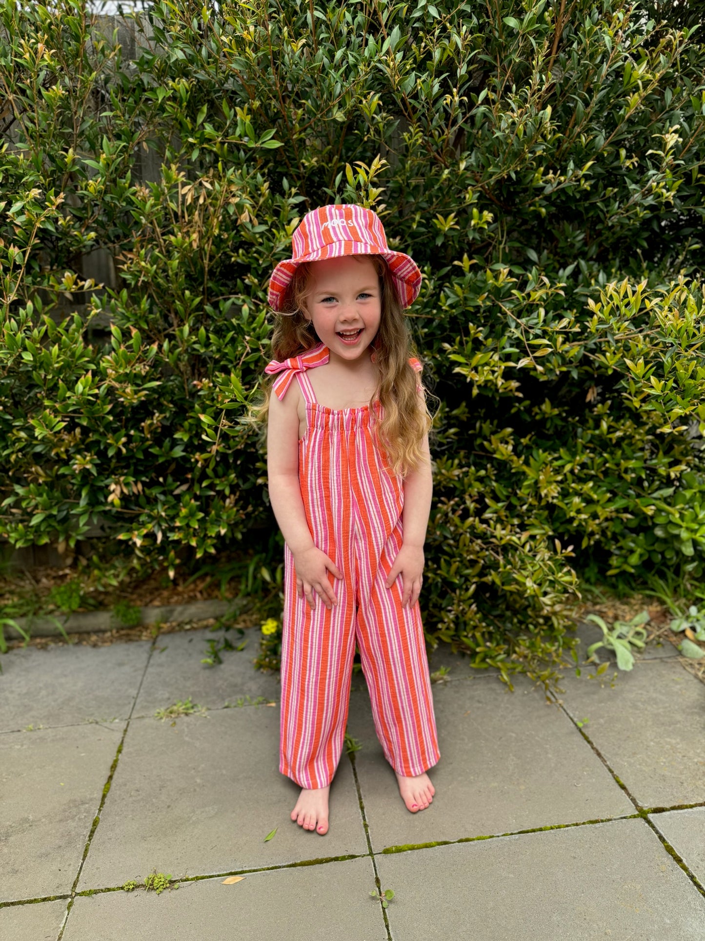 MOOS BUCKET - PINK STRIPE