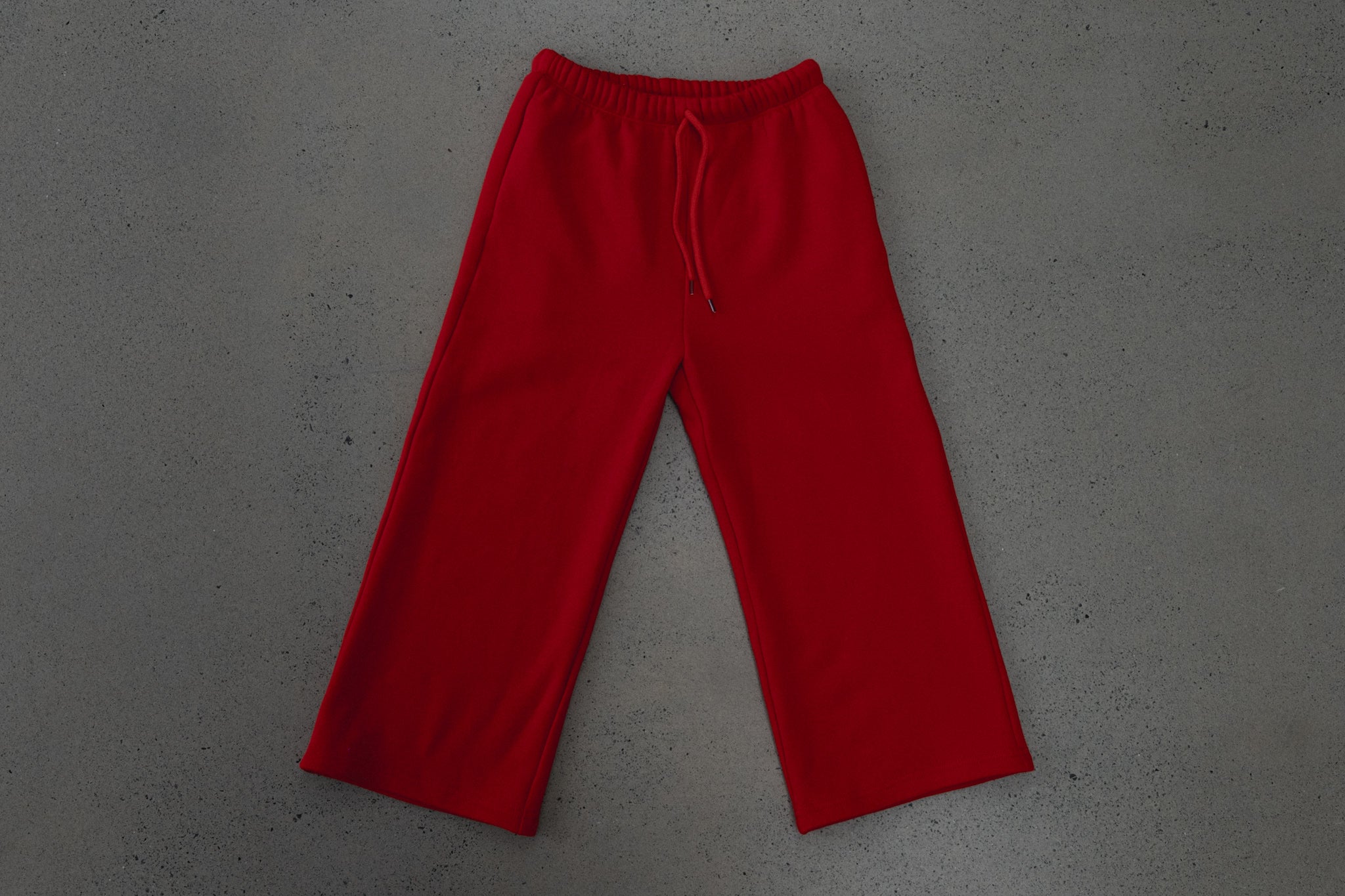 COMFORT TRACKPANT - RED